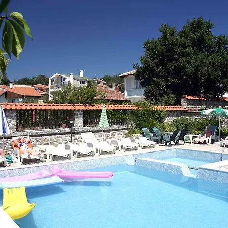 Augusta Hotell 2*